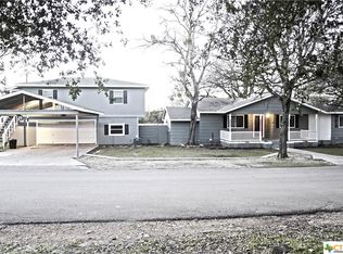 45 Buttercup Loop, Morgans Pt Resort, TX 76513