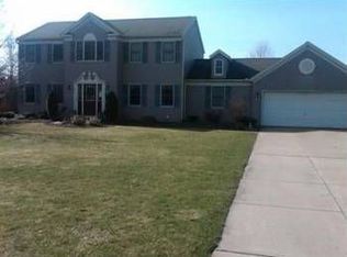 4646 Young Rd, Stow, OH 44224