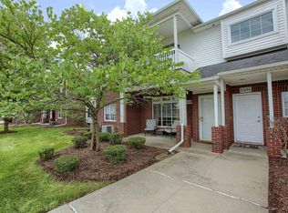 5445 Twin Oaks Dr, Sterling Heights, MI 48314