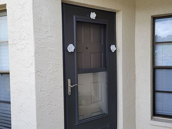 2nd image of 2866 Countrybrook Dr APT 14