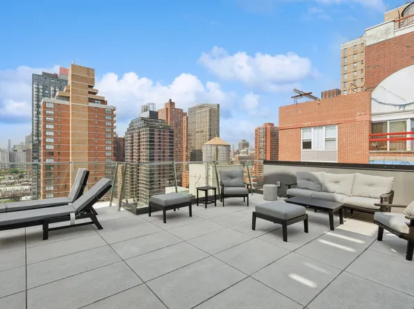 302 East 96th Street 302 image 11 of 12
