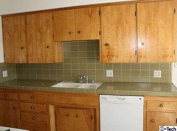 5th image of 3416 Santa Carlotta St