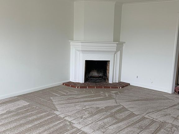 4th image of 3625 Vicente St
