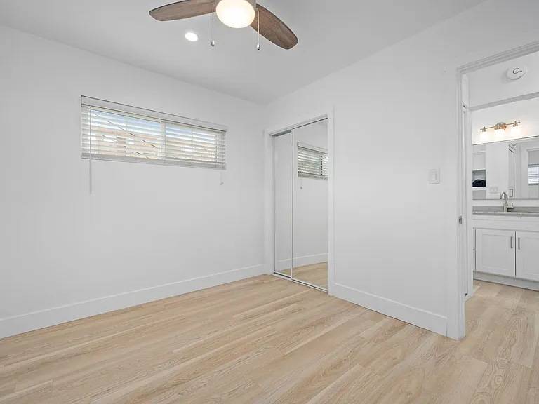 520 Poinsettia Ave — Photo 11