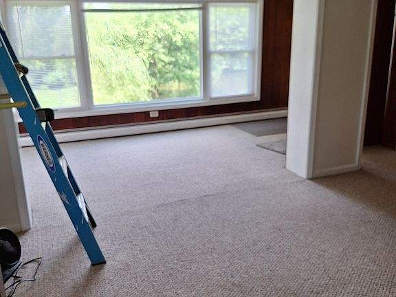 4th image of 1115 Dogwood Ct APT 5