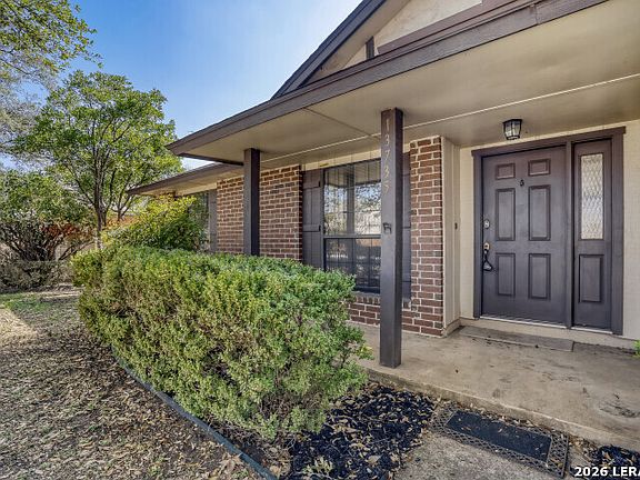 2nd image of 13735 Forest Point