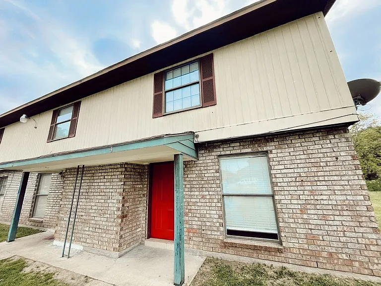 1753 Mast Dr — Photo 16