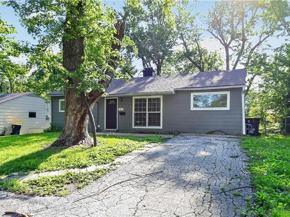 11217 Palmer Ave, Kansas City, MO 64134