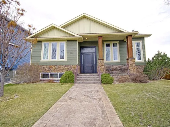 226 N Riverstone Blvd W, Lethbridge, AB T1K 5P3