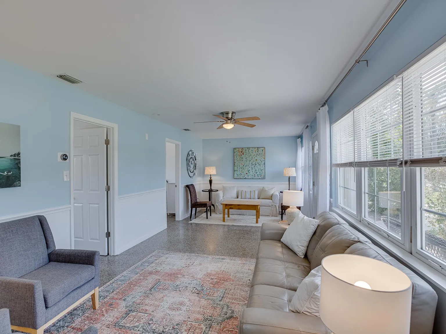 2 bed, 1075 sqft, $1,995 — Photo 4