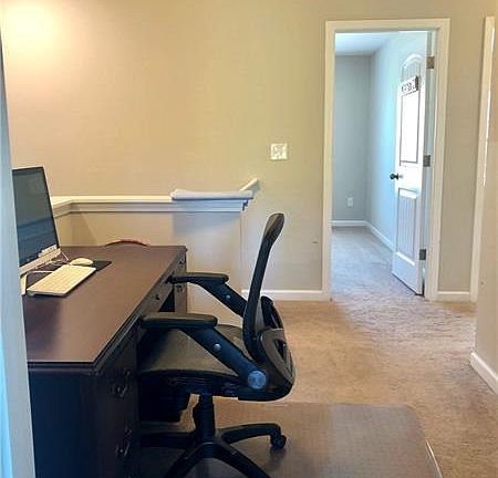 5th image of 372 Williamson St SE #1129