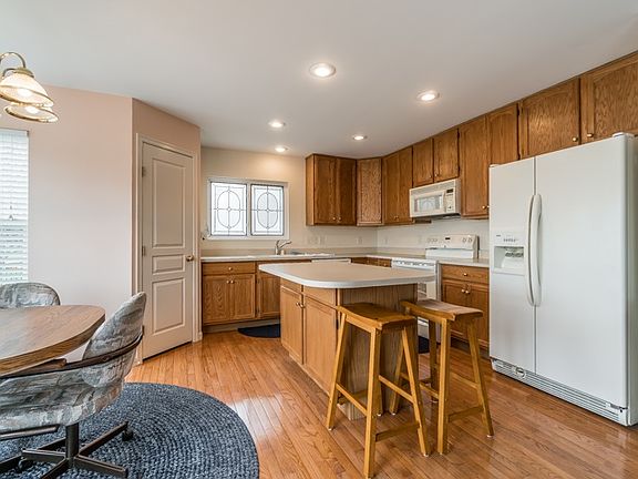 4th image of 1451 Sequoia Dr
