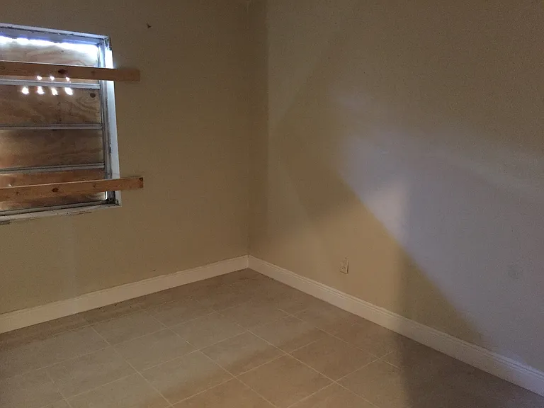 806 NW 15th Ave — Photo 7