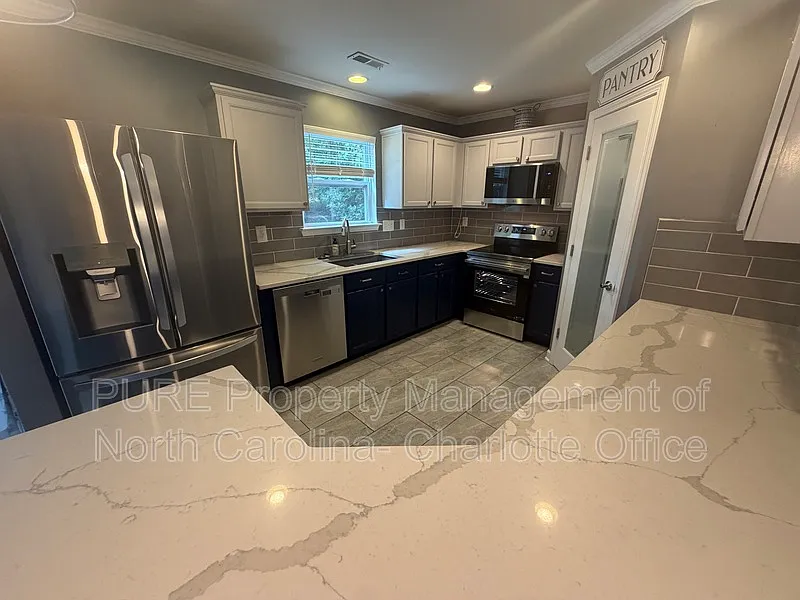 105 Stowe Creek Ln