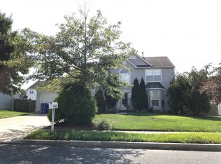 2 Hawthorn Way, Clayton, NJ 08312