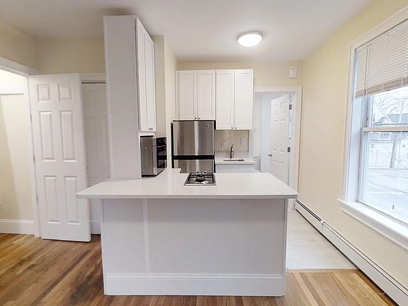 4th image of 65 Walden St #10
