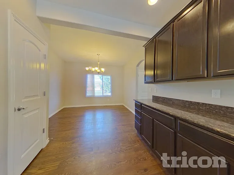7415 Pimlico Dr — Photo 6