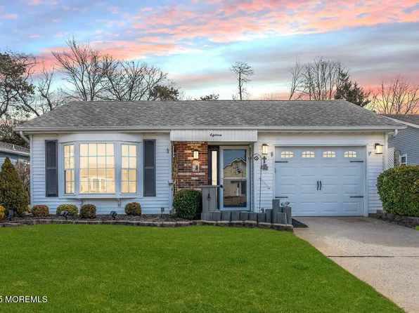 18 Matterhorn Way, Brick, NJ 08724