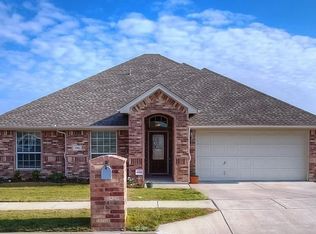 9204 Arlene Dr, White Settlement, TX 76108