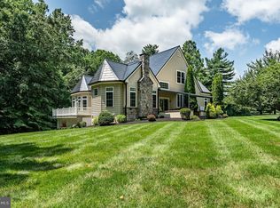 990 Smithbridge Rd, Glen Mills, PA 19342