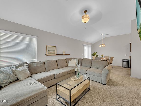 4th image of 11632 Flor Achillea Dr