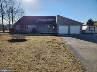 5138 Grandview Rd, Hanover, PA 17331