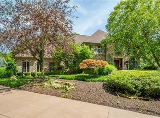 555 Delmar Rd, Bradfordwoods, PA 15015