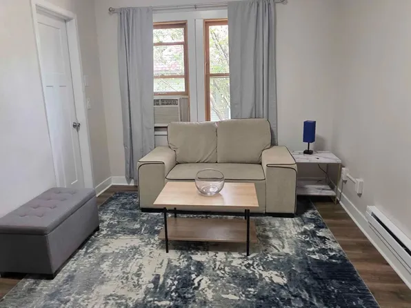 511 Franklin Ave APT 4, Des Moines, IA 50314