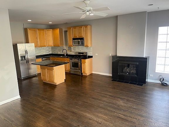 2nd image of 1645 W North Ave APT 2