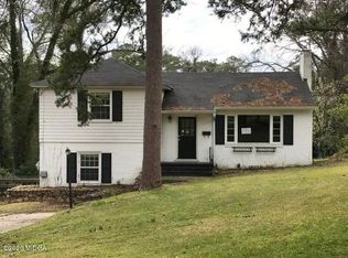 2462 Kingsley Dr, Macon, GA 31204