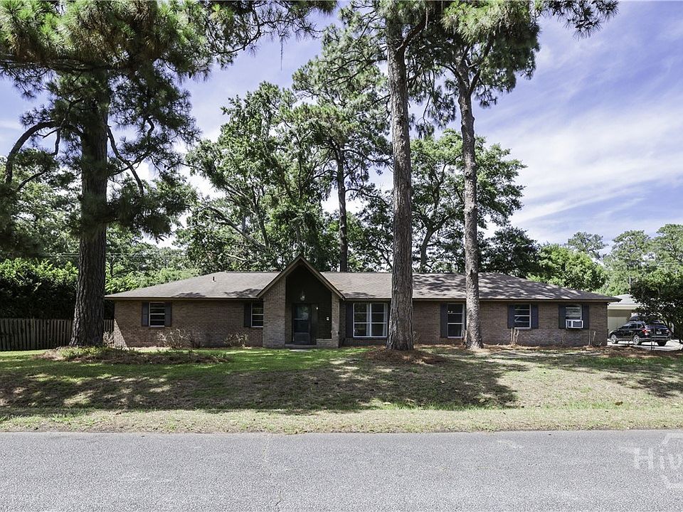 1st image of 12 Jameswood Avenue