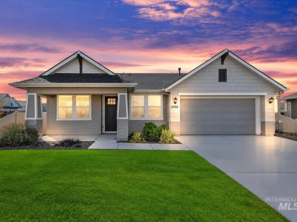5705 W Daphne Dr, Meridian, ID 83646