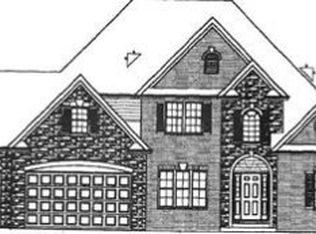 10695 Erie Dr E, Crown Point, IN 46307