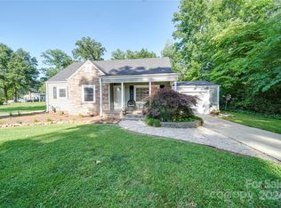 810 N 5th St, Albemarle, NC 28001