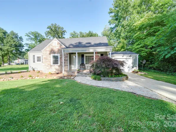 810 N 5th St, Albemarle, NC 28001