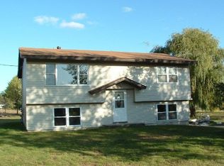 28575 Flamingo St NW, Isanti, MN 55040
