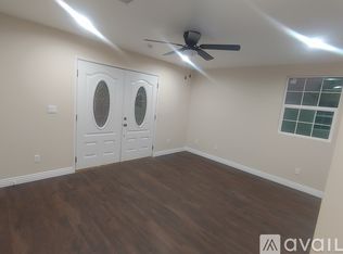 1330 N Evergreen St, Burbank, CA 91505