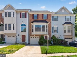 5169 Ballycastle Cir, Alexandria, VA 22315