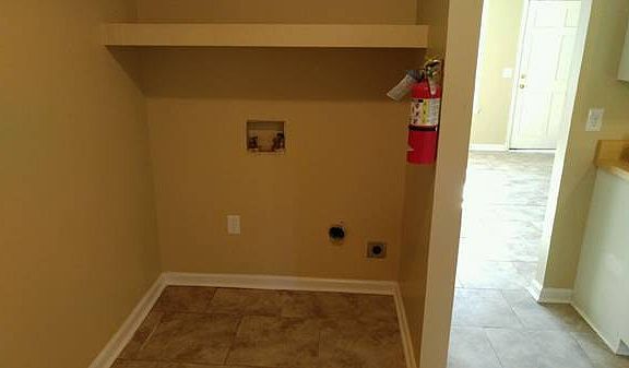 Laundry Hookup