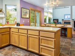 7903 Schoolhouse Ave, Gig Harbor, WA 98335