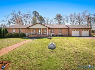 107 Oxford Rd, Hopewell, VA 23860