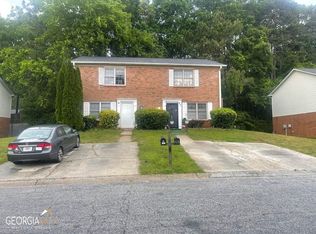 5279 Ridge Forest Dr, Stone Mountain, GA 30083