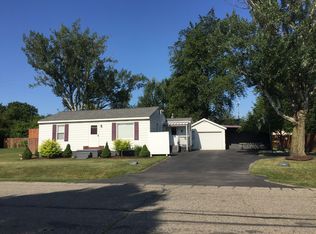3166 Shaw St, Burton, MI 48529