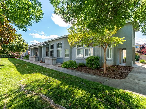 2nd image of 1281 Heavenly Oak Ln