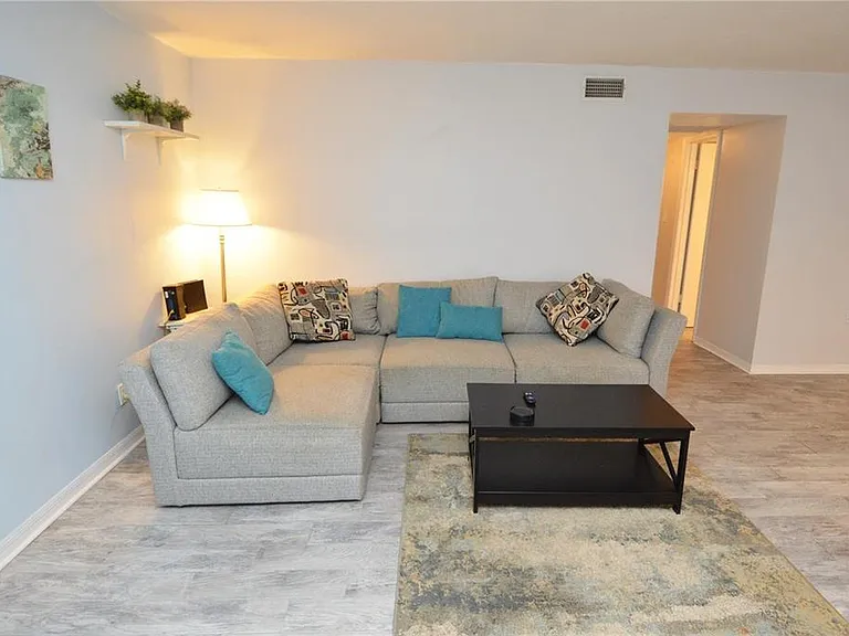 3873 Pompano Dr SE #B — Photo 19