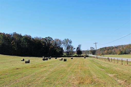 3rd image of 12055 Highway 13 N