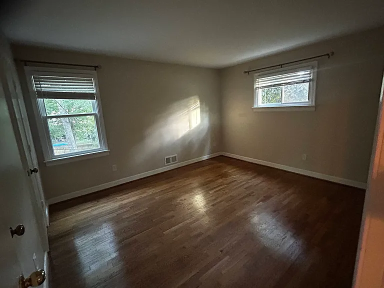 2307 Carrollwood Ct — Photo 14