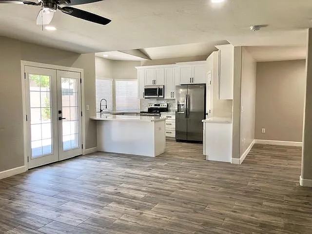 4532 E Mockingbird Dr — Photo 6