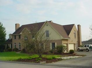 5599 Field Stream Dr, Murrysville, PA 15632