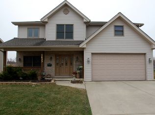 1633 W Weathersfield Way, Schaumburg, IL 60193